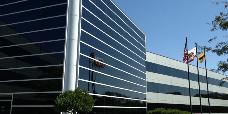 Screenshot-2022-12-20-at-10-08-34-Home-Window-Tinting-Laguna-Beach-Commercial-Window-Tinting-Newport-Beach-Office-Window-Tinting-800x400